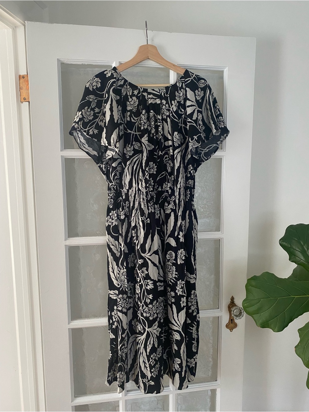 H&M Black and White Floral Midi Dress